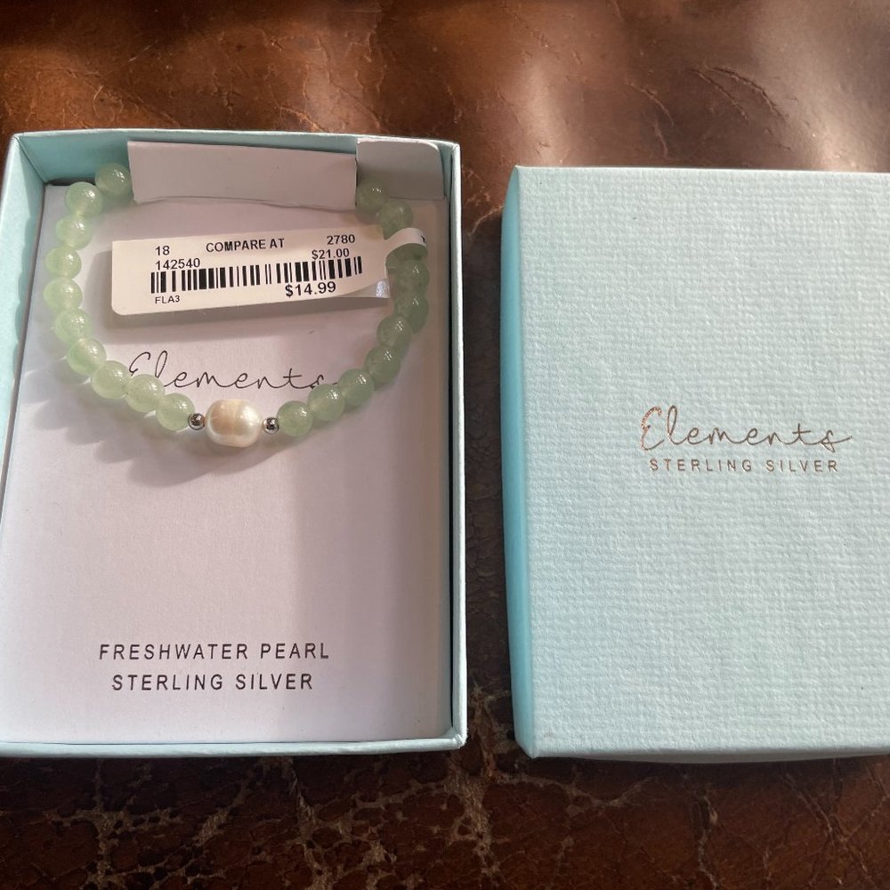 Women's Elements Freshwater Pearl Sterling Silver Strech Bracelet
